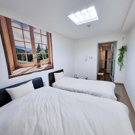 오사카 네코하우스 난바점 Appartement Buitenkant foto