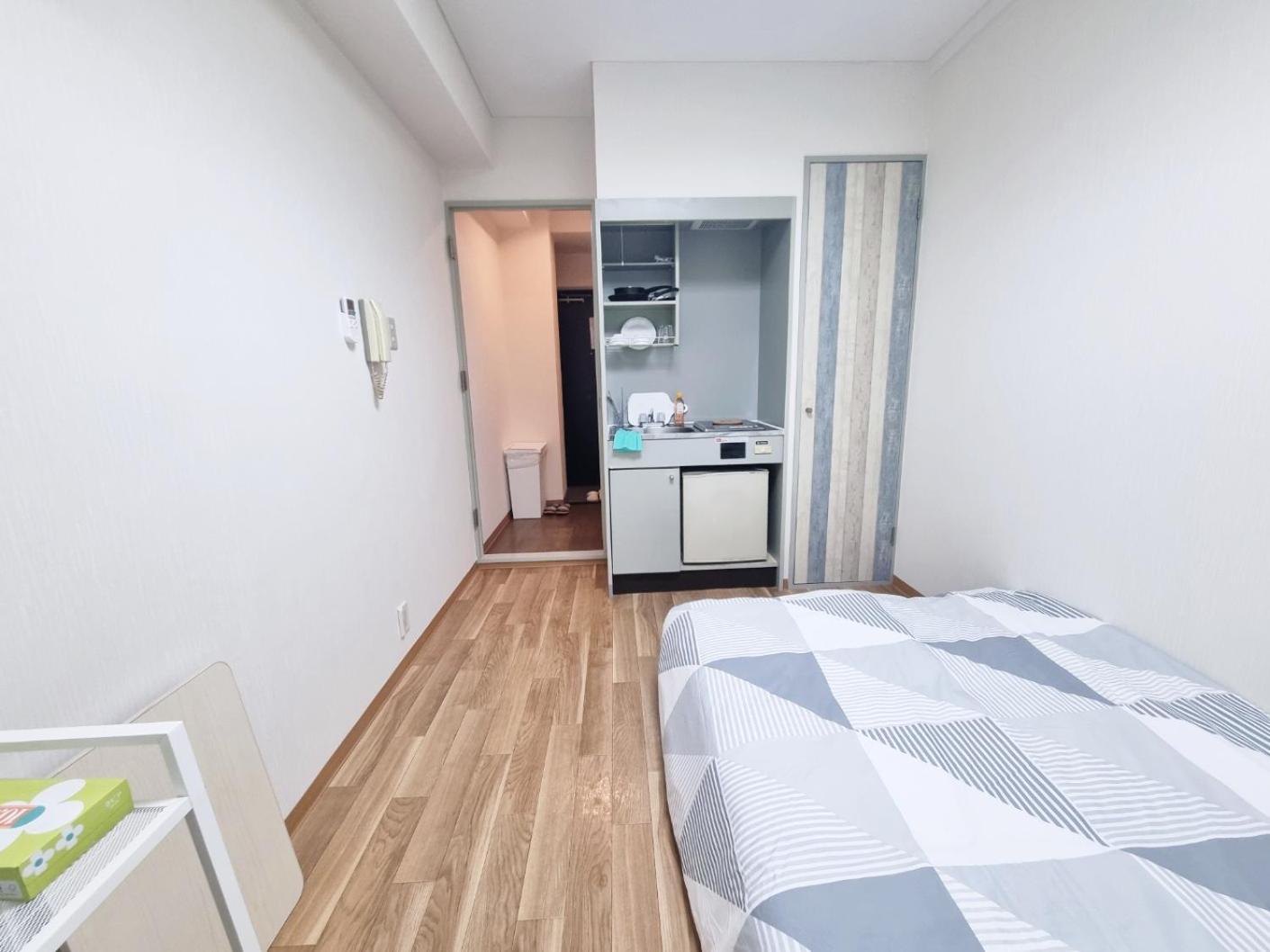 오사카 네코하우스 난바점 Appartement Buitenkant foto